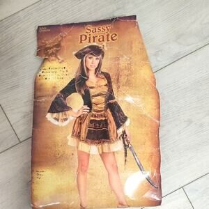 Sassy Pirate Womens Costume for Halloween